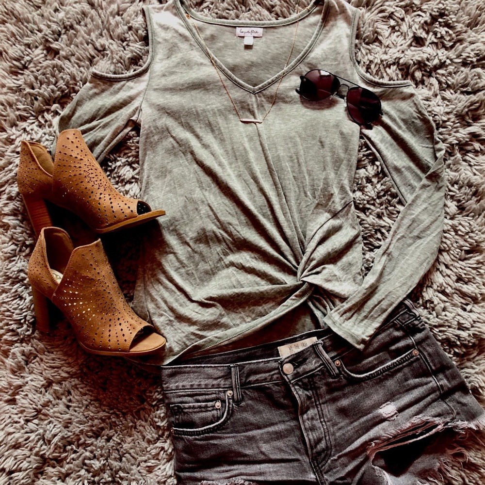 Heathered Green Top